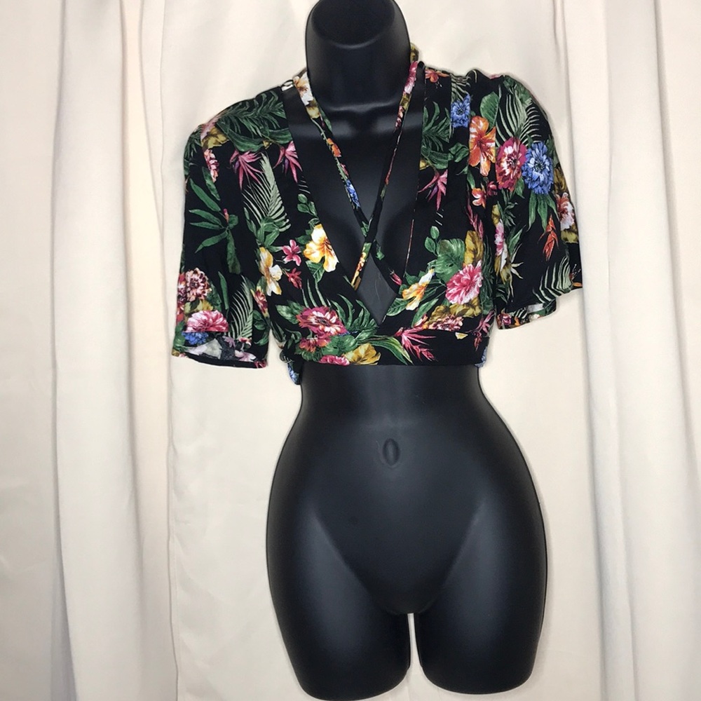 Deep v crop top